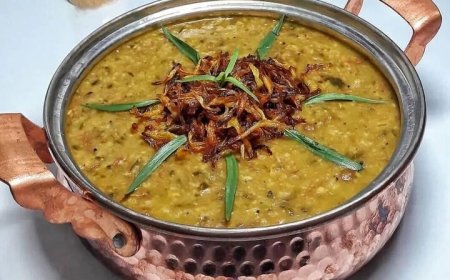 غذای آیینی ماه رمضان؛ چرا آش سبزی انتخاب اول شیرازی‌هاست؟