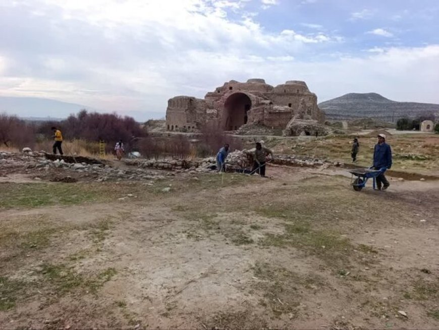 انجام فصل نخست کاوش باستان‌شناختی در محدوده صحن شمالی کاخ اردشیر فیروزآباد