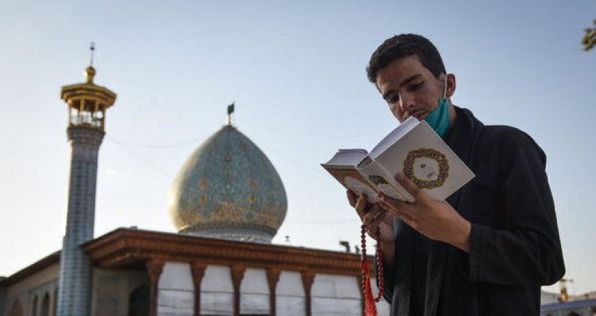 ضیافت نور در شاهچراغ(ع)؛ از جزءخوانی ملی تا سفره‌های افطاری ساده