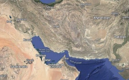 سردار نائینی: منتظر حضور نیروهای آمریکایی در تنگه هرمز هستیم