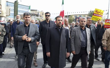 استاندار فارس: تشییع باشکوه شهدای اقتدار، اعلام مقاومت است