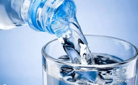 اعلام قیمت رسمی آب معدنی/هر بسته ۶تایی چند؟