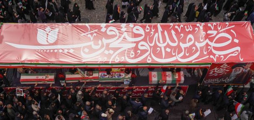 پیکر ۳۰ شهید اقتدار وطن فردا در شیراز تشییع می‌شود