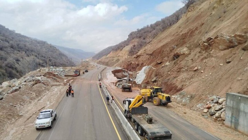 تردد روان در محور یاسوج-شیراز بعد از ریزش برداری