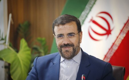 پیام استاندار فارس به مناسبت گرامیداشت روز معلم