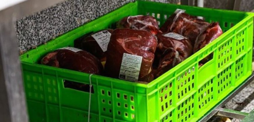 کشف ۶ تُن انواع گوشت احتکار شده در زرقان فارس