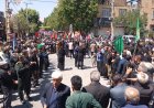 مراسم عزاداری و سوگواری مردم یاسوج همزمان با تشییع قائد شهید امت برگزار شد