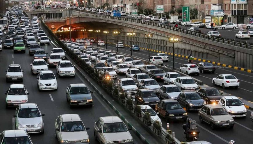 از پشت میز تا پشت فرمان
