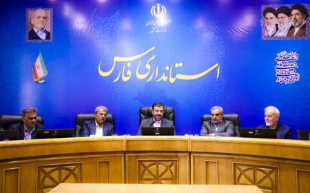 هشدار استاندار فارس در خصوص دریافت مبالغ غیرمتعارف از والدین دانش‌آموزان