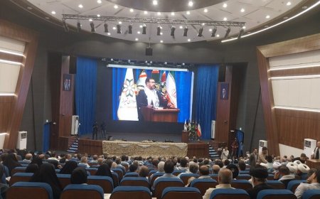 استاندار فارس: ریشه توان دفاعی امروز کشور در دفاع مقدس است